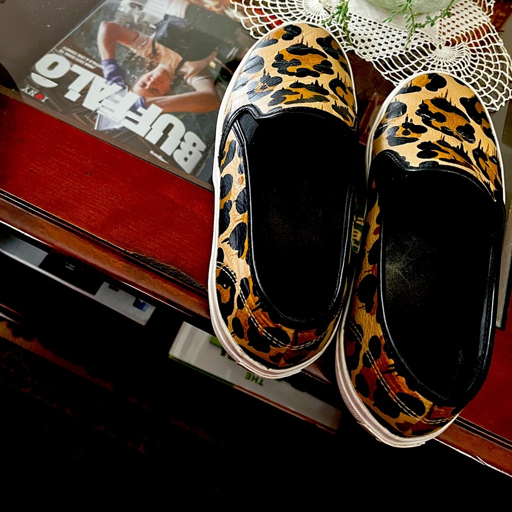 Real Leather Coach Slip-On Sneakers in Animal Print Size 10  Gently Used